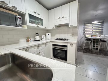Impecable y acogedora casa de 4 dormitorios en condominio a pasos de Colegio San Francisco Javier