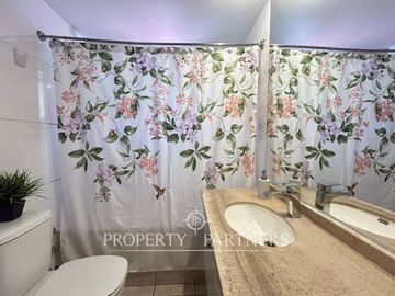 Impecable y acogedora casa de 4 dormitorios en condominio a pasos de Colegio San Francisco Javier