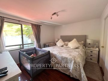 Impecable y acogedora casa de 4 dormitorios en condominio a pasos de Colegio San Francisco Javier