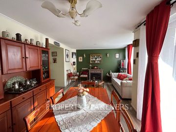 Linda y Acogedora Casa de 3 dormitorios en Condominio Haras de Huechuraba