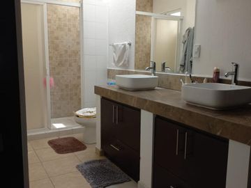 CASA EN VENTA RESIDENCIAL AMSTERDAM CORREGIDORA QUERETARO MÉXICO