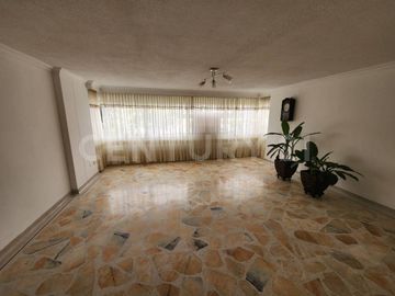 Apartamento en venta en el Departamental