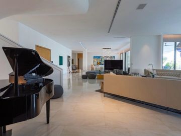 ¡Tu residencia de lujo, en una isla en el corazón de la ciudad de Panamá!