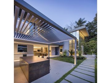 Una casa con el estilo mas moderno y lujoso que encontras en Panama!