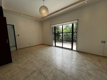 Vive en Grande: Venta de casa de Dos Niveles en Camino de Cruces