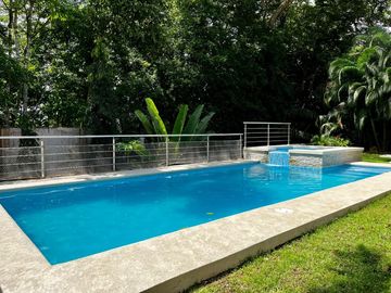 Vive en Grande: Venta de casa de Dos Niveles en Camino de Cruces