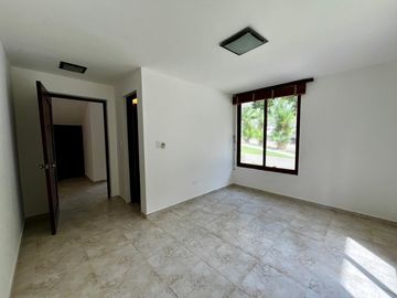 Vive en Grande: Venta de casa de Dos Niveles en Camino de Cruces