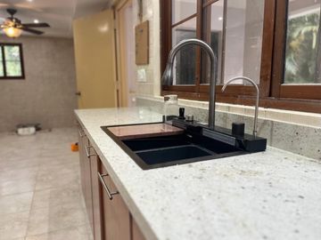 Vive en Grande: Venta de casa de Dos Niveles en Camino de Cruces