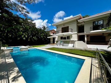 Vive en Grande: Venta de casa de Dos Niveles en Camino de Cruces