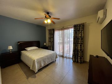 Comodo Apartamento en Embassy Village