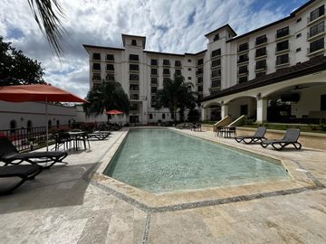 Comodo Apartamento en Embassy Village