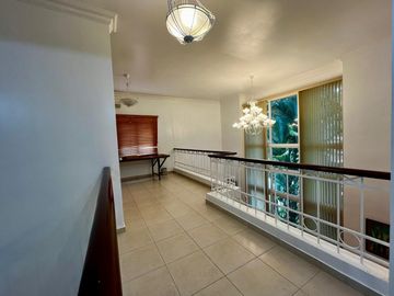 Espacio y Confort en Cada Rincón: Casa en Camino de Cruces