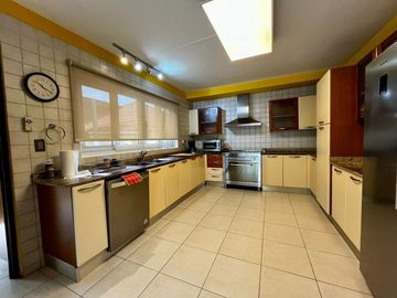 Espacio y Confort en Cada Rincón: Casa en Camino de Cruces