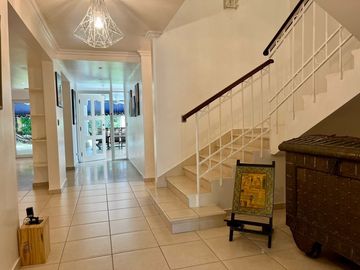 Espacio y Confort en Cada Rincón: Casa en Camino de Cruces