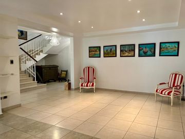 Espacio y Confort en Cada Rincón: Casa en Camino de Cruces