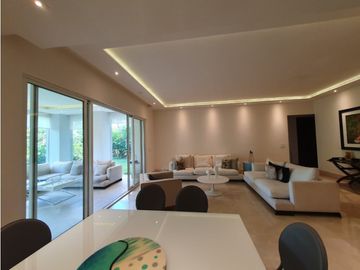 Increible apartamento con terraza y jardin privado en The Reserve, Santa Maria