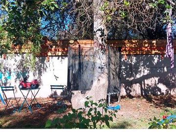 CASA DE CAMPO CON GRAN SITIO ISLA DE MAIPO