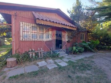 CASA DE CAMPO CON GRAN SITIO ISLA DE MAIPO