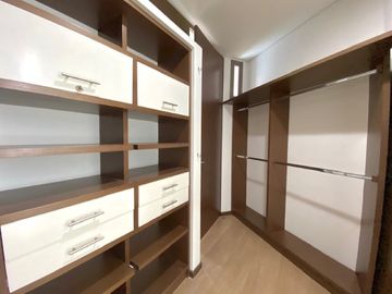 APARTAMENTO EN VENTA UBICADO EN EL POBLADO SECTOR VIZCAYA