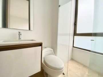 APARTAMENTO EN VENTA UBICADO EN EL POBLADO SECTOR VIZCAYA