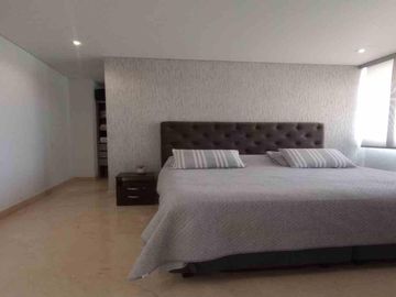 VENDO APARTAMENTO EN PORTAL DE GENOVES