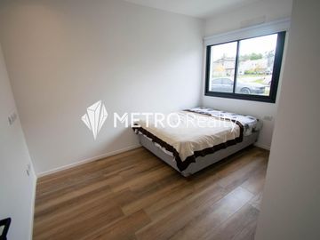 Casa en venta 5 ambientes Barrio Privado Santa Isabel, Escobar.