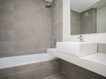 VENTA - 3 AMBIENTES C/BALCÓN - COCHERA CUBIERTA - PARRILLA PROPIA - PALERMO SOHO