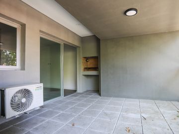 VENTA - 3 AMBIENTES C/BALCÓN - COCHERA CUBIERTA - PARRILLA PROPIA - PALERMO SOHO