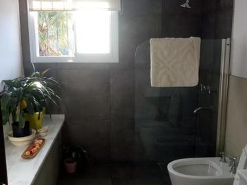 Venta Casa 3 Dormitorios - B° Jardin
