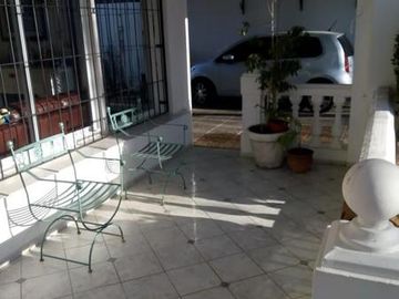 Venta Casa 3 Dormitorios - B° Jardin
