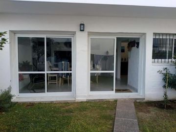 Venta Casa 3 Dormitorios - B° Jardin