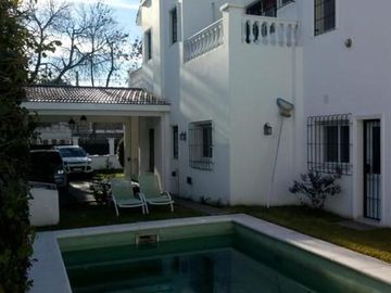 Venta Casa 3 Dormitorios - B° Jardin
