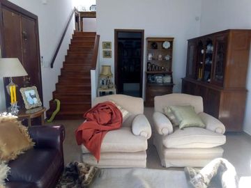 Venta Casa 3 Dormitorios - B° Jardin
