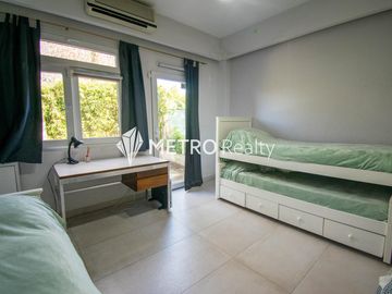 Casa en  venta 5 ambientes en CUBA Villa de Mayo, zona norte