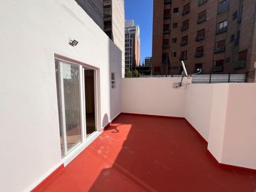 Departamento en  venta en Nueva Córdoba, ideal ubicacion, 2 dormitorios   dependencia, terraza. PH