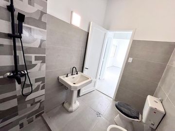 Departamento en  venta en Nueva Córdoba, ideal ubicacion, 2 dormitorios   dependencia, terraza. PH