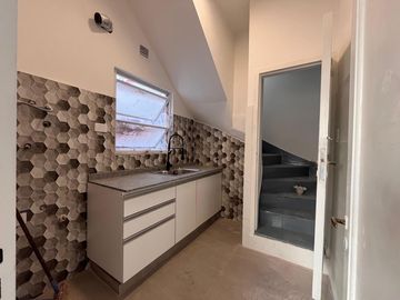 Departamento en  venta en Nueva Córdoba, ideal ubicacion, 2 dormitorios   dependencia, terraza. PH