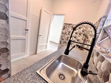 Departamento en  venta en Nueva Córdoba, ideal ubicacion, 2 dormitorios   dependencia, terraza. PH