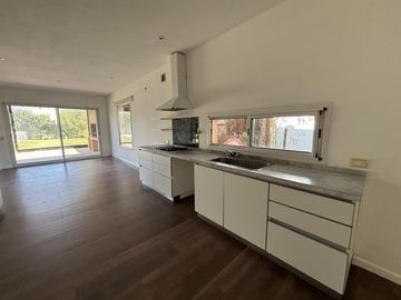 Casa en  Venta y Alquiler San Isidro Labrador Villanueva