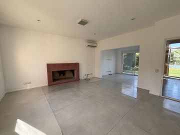 Casa en  Venta y Alquiler San Isidro Labrador Villanueva