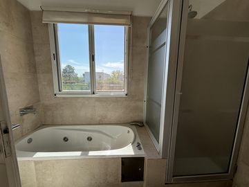 Casa en  Venta y Alquiler San Isidro Labrador Villanueva