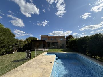 Casa en  Venta y Alquiler San Isidro Labrador Villanueva