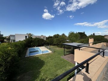 Casa en  Venta y Alquiler San Isidro Labrador Villanueva