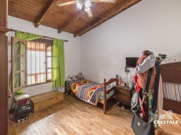 Casa 3 dormitorios en venta  - Lomas de Fisherton