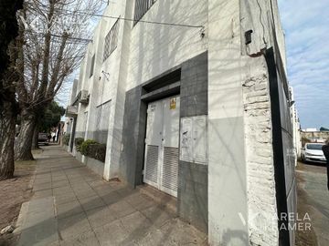 Depósito en venta