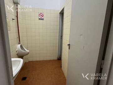 Depósito en venta
