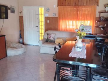 VENTA CASA CERCANA A LA PLAZA PRINCIPAL