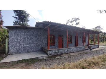 Se Vende Finca Pequeña en Filandia vía a Quimbaya