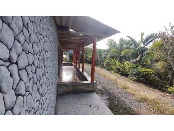 Se Vende Finca Pequeña en Filandia vía a Quimbaya