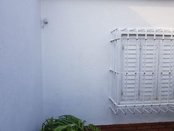 Casa en venta - 1 Dormitorio 1 Baño - 300Mts2 - Temperley